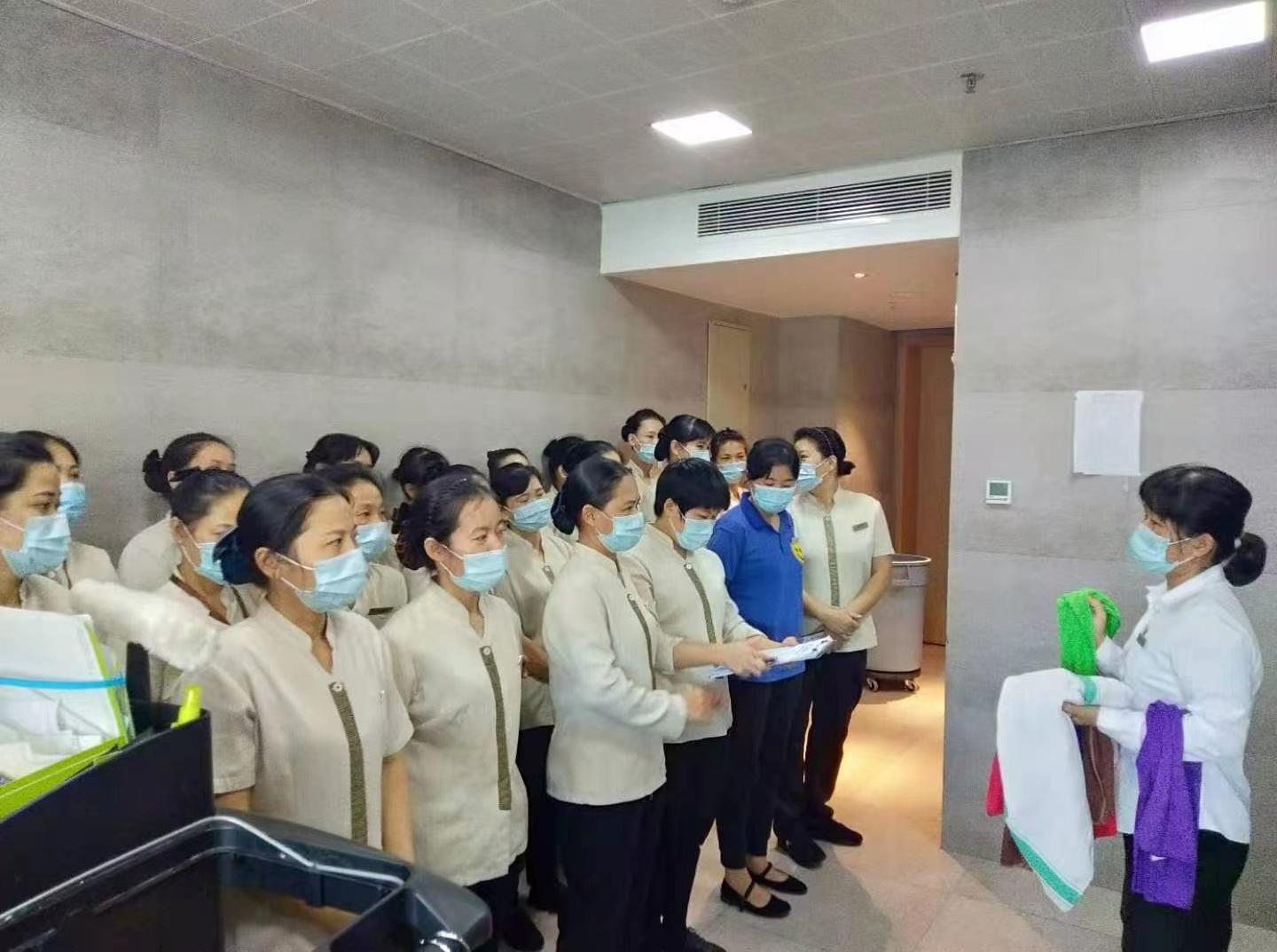 客房清洁工具与流程现场示范